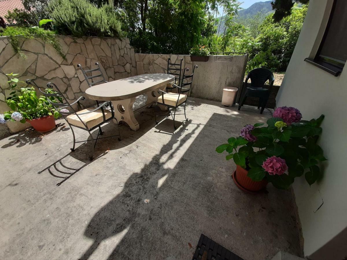 Ferienwohnung Studio Jeff 1 Kotor Exterior foto